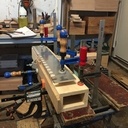 Gabarit à queue d'aronde recouverte.