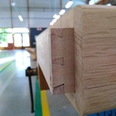 Console piètement gainée