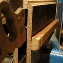 Ma scie Peugeot dans l'étau !