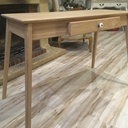 Coiffeuse en arêtiers