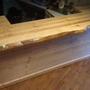 Bar en frêne très rustique avec flache apparent