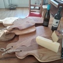 Petites planches à découper chêne et merisier.