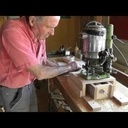 Un tourne broche en bois