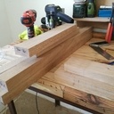 Bureau à partir d'un plateau récupéré