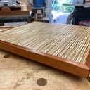 Planche à découper en chutes de contre-plaqué