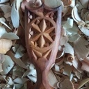 8ème cuillère de 2023 : Cuillère en Cerisier à fleur cuite au four.