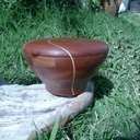 Une boite tournée en acajou