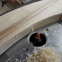 Un fauteuil pour une table