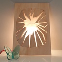 Lampe "Alien" en position verticale