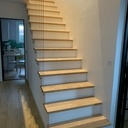 Habillage escalier béton en frêne massif