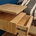 Tables de nuit suspendues