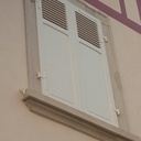 Volets à persiennes