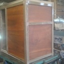 teinte à base de pigments. plusieurs couleurs mélangées pour arriver à la teinte choisie.