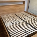 Un king size avec niche de rangement