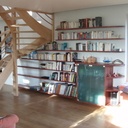 Bibliothèque et bar