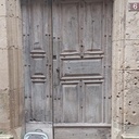 Plein de belles portes de caractère !