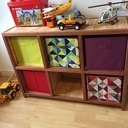 Meuble de rangement à cases bi-tons