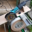 Dispositif pour redresser une meule Tormek