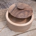 Boite en frêne et noyer