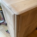 Petit meuble en chêne massif