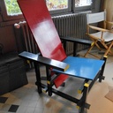 Chaise bleue et rouge de Gerrit Rietveld