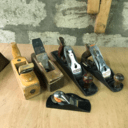 Vide Atelier de mon papa - outils anciens et neufs, et nombreuses quincailleries