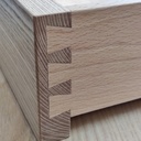 Table basse en frêne