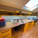 Agencement complet d'une mezzanine en pièce de loisirs créatifs