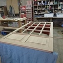 Porte intérieur en chêne avec petit bois assemblée