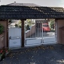 Auvent de portail en arêtier  classique vintage