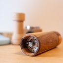 Un poivier à base de chaise