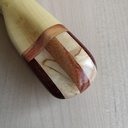 Opinel en buis et mélange de bois