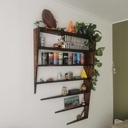 Étagères flottantes sans fixation visible