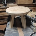 Tabouret pour pot de fleur