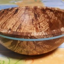 Bol incrusté avec époxy