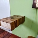 Table de chevet secrète