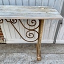 Console vieux bois patiné et fer forgé.