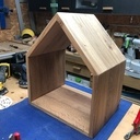 Un panier design en chêne pour chien