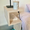 Table de chevet /Assise