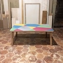 La petite table basse colorée