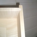 Un lit et ses tables de chevets