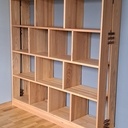 Bibliothèque en orme et ses agraphes