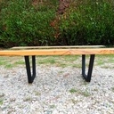 Table basse en If, verre trempé et acier laqué