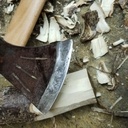 Manche de hachette aux outils à main