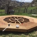 Une terrasse octogonale pour notre tente sibley