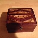 Petite boîte en marqueterie