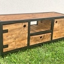 Meuble TV de style industriel