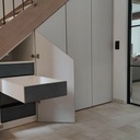 Réalisation d'un placard sous escalier.