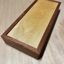 Petite boîte genre plumier ; bubinga .