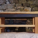 Table basse en mélèze brossé et acier